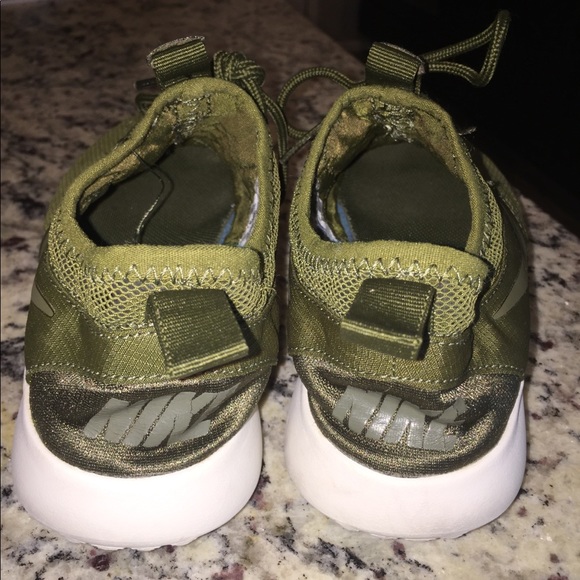 olive green nike shoes